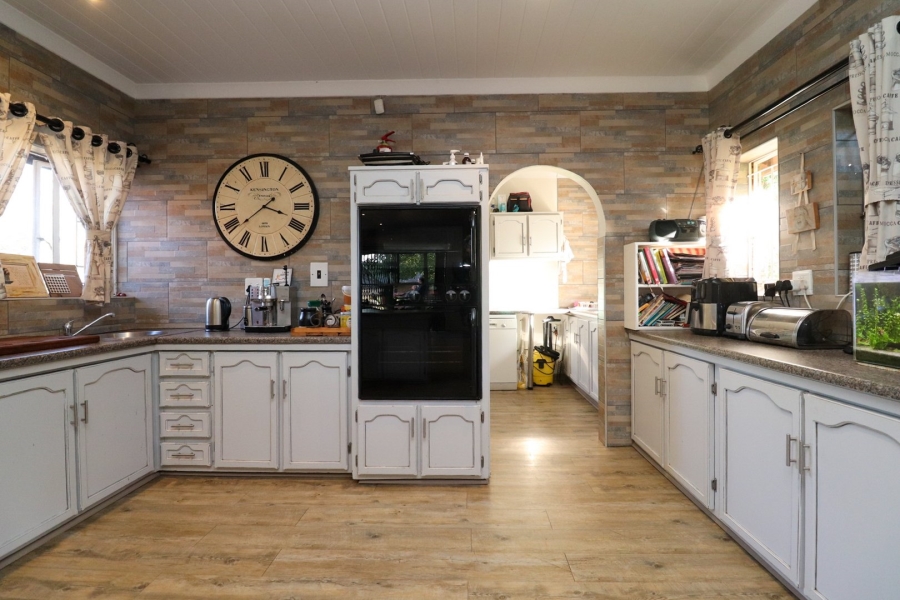 4 Bedroom Property for Sale in Doringkruin North West